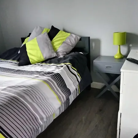 Bromley Apartment